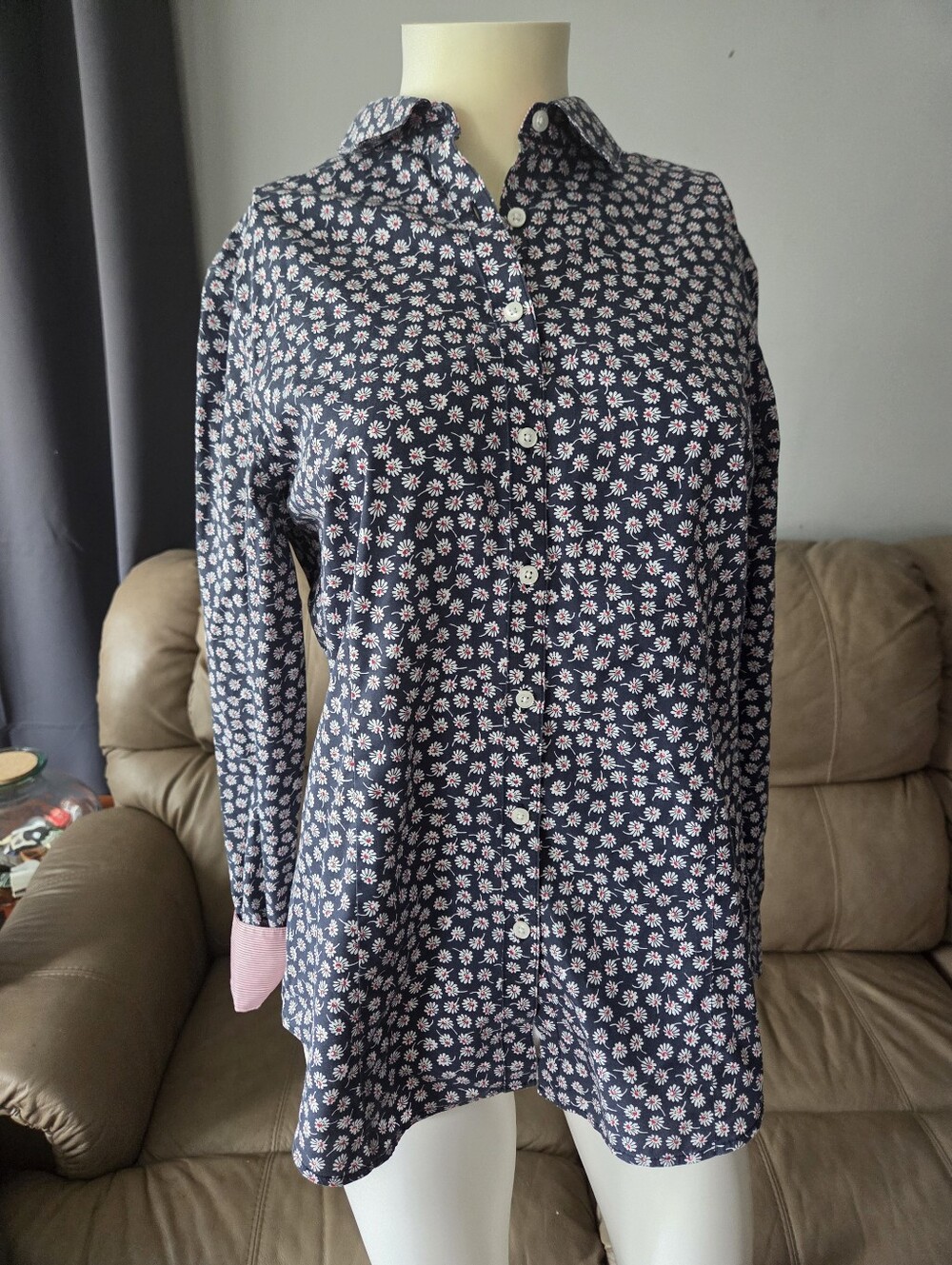 Brooks Brothers Classic Navy Floral Button-Down Shirt - Pink Accent, Size 8